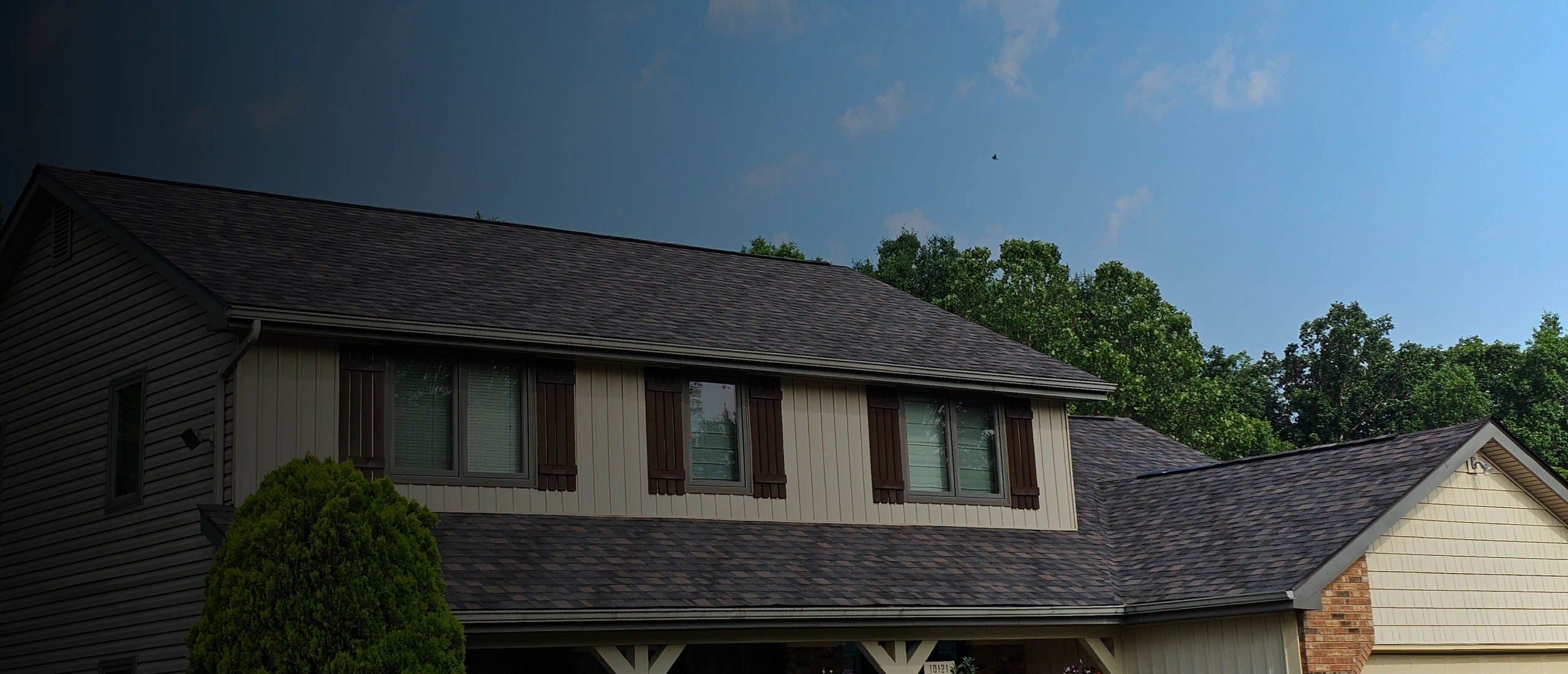 2B Restored Roofing & Gutters hero 3